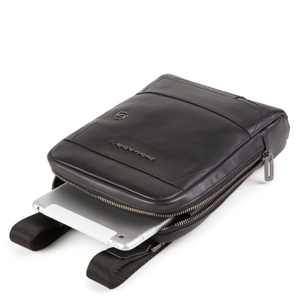 piquadro, obidos, leather crossbody bag, black, 17 x 22 x 5.00 cm, for men piquadro, obidos, leather crossbody bag, black, 17 x 22 x 5.00 cm, for men