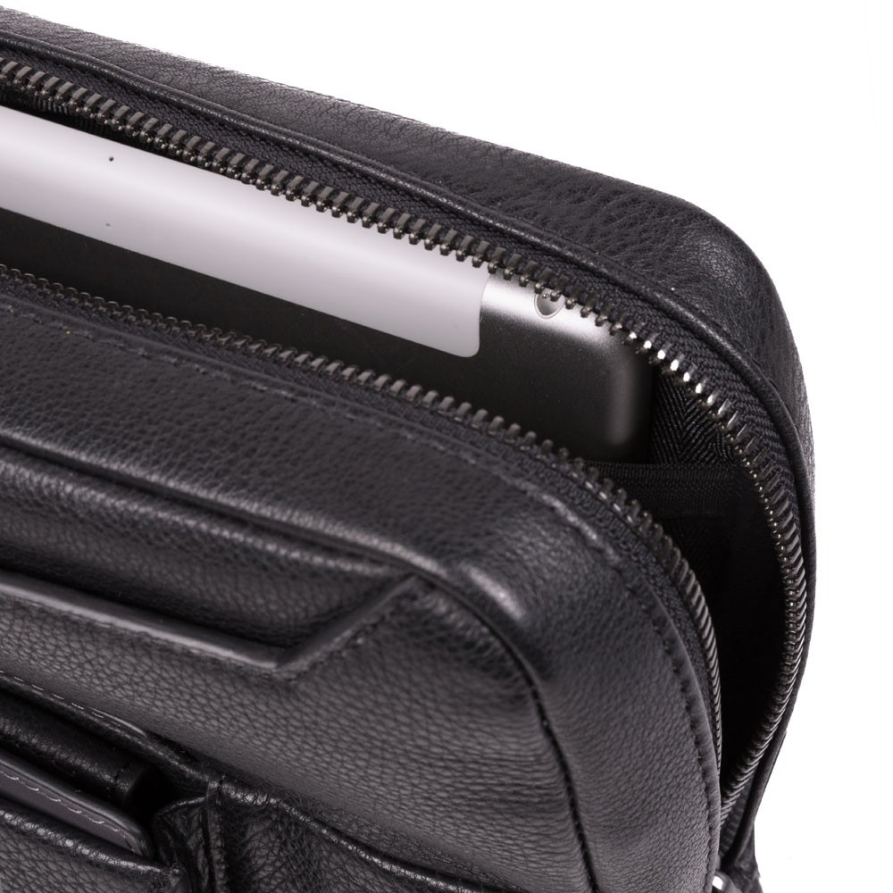 piquadro, tallin, ipad sleeve, leather crossbody bag, black, ca1816w108, 21.5 x 27 x 7 cm, for men piquadro, tallin, ipad sleeve, leather crossbody bag, black, ca1816w108, 21.5 x 27 x 7 cm, for men